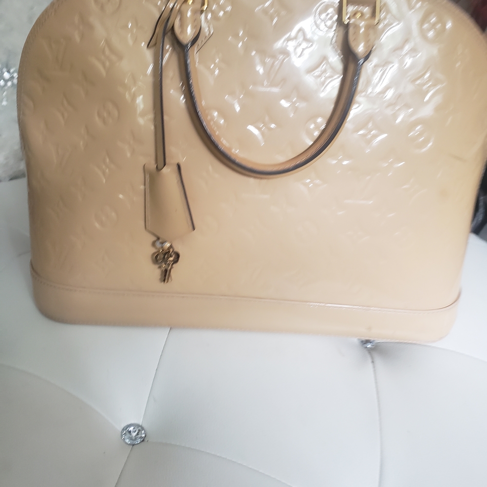 Louis Vuitton Glossy Beige Satchel